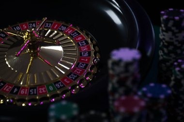 apelbet Quickspin mobile dashboard showing game information and upcoming matches